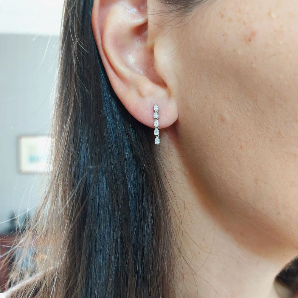 "essentia" Pear-shaped Diamond Earrings-photo-2