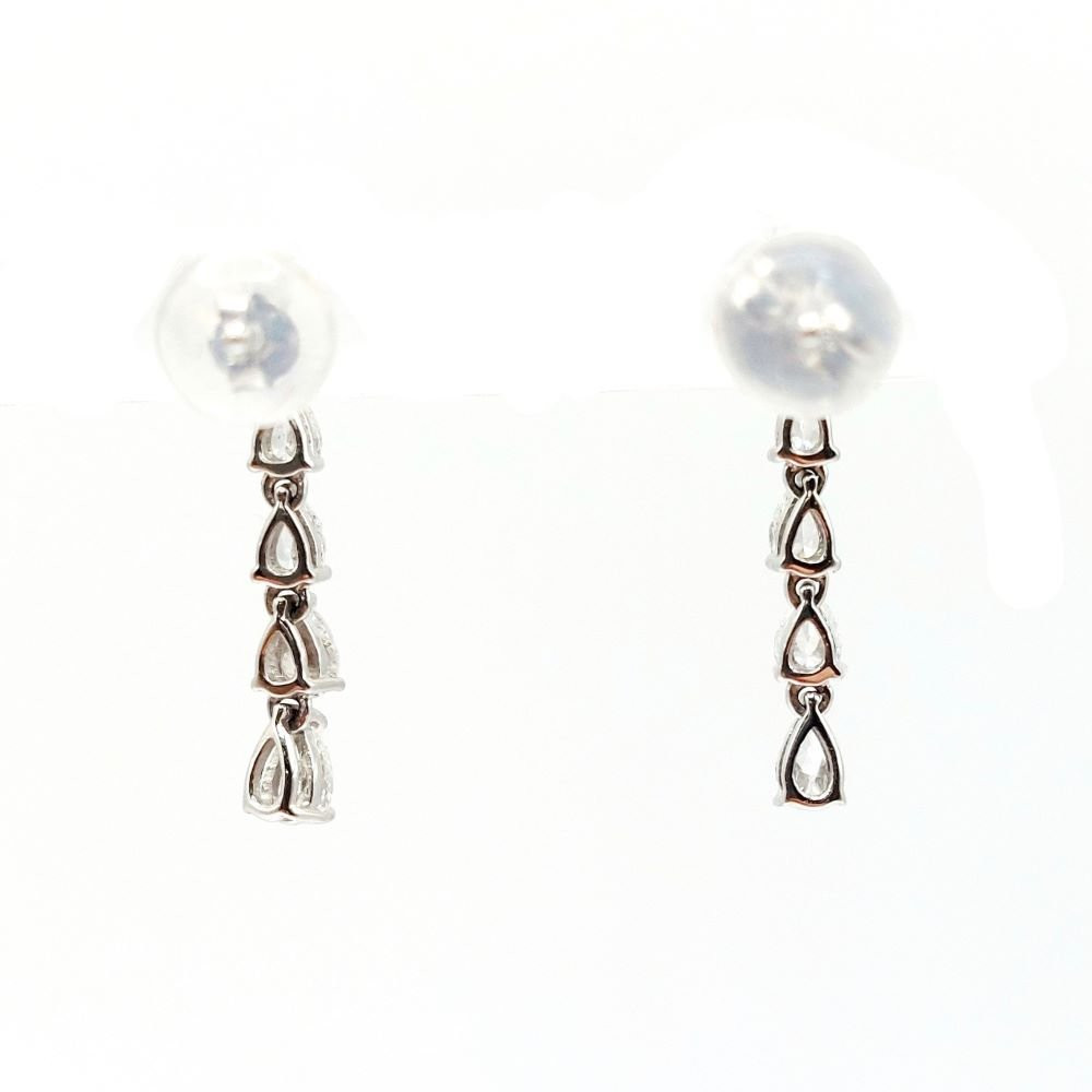 "essentia" Pear-shaped Diamond Earrings-photo-4