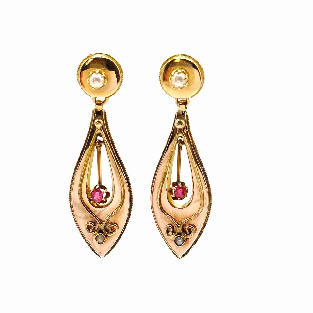 Antique "incarnat" Earrings – 18k Yellow Gold, Rubies, Pearls – Early 20th Century