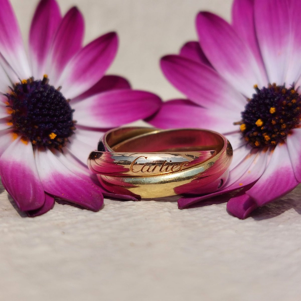 Cartier, Trinity Ring, Classic Model, 5 Diamonds-photo-3