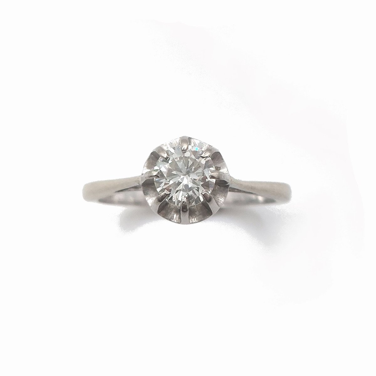 Bague diamant des années 1950 - or gris 18k et serti illusion