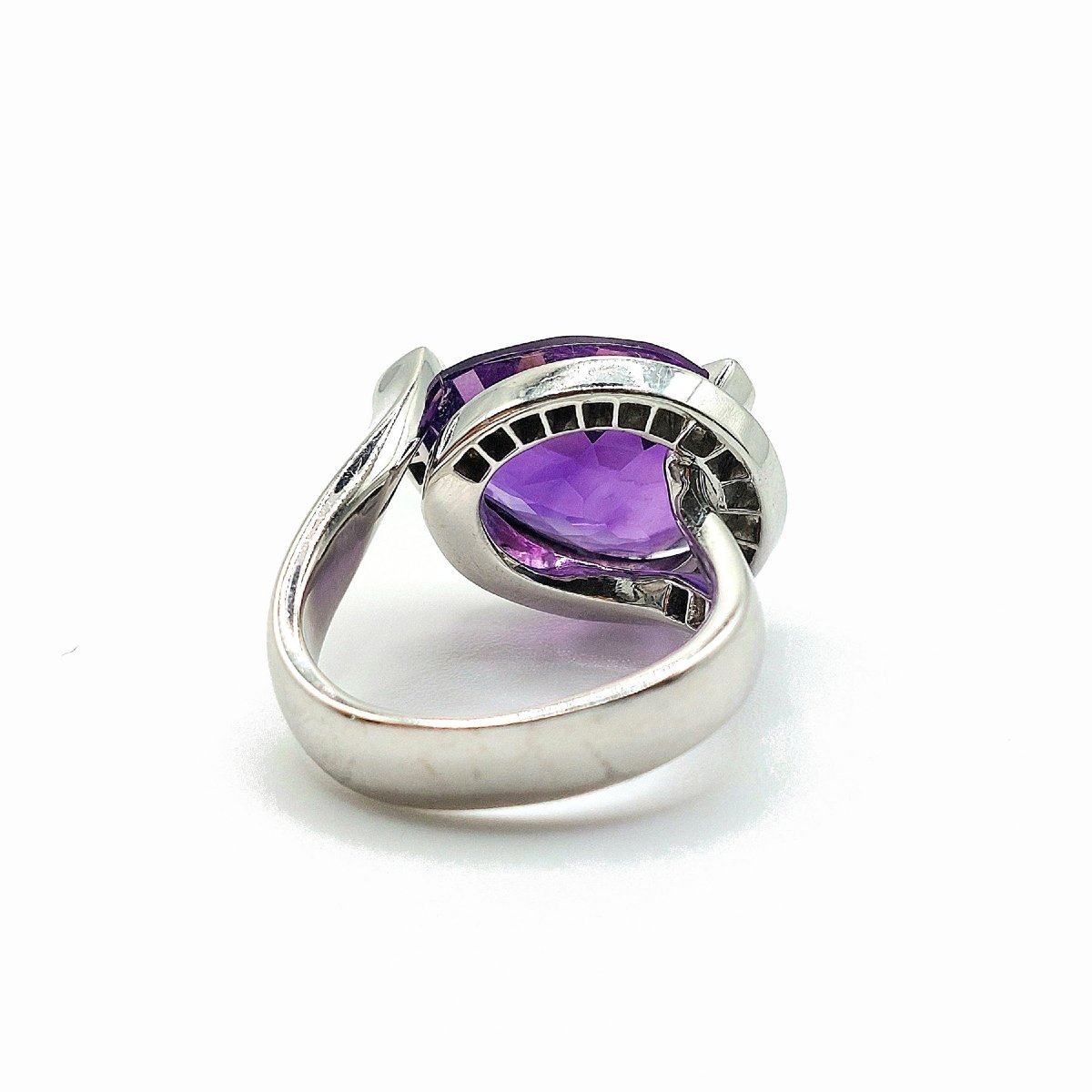 Bague améthyste poire, diamants et or blanc 18k-photo-2