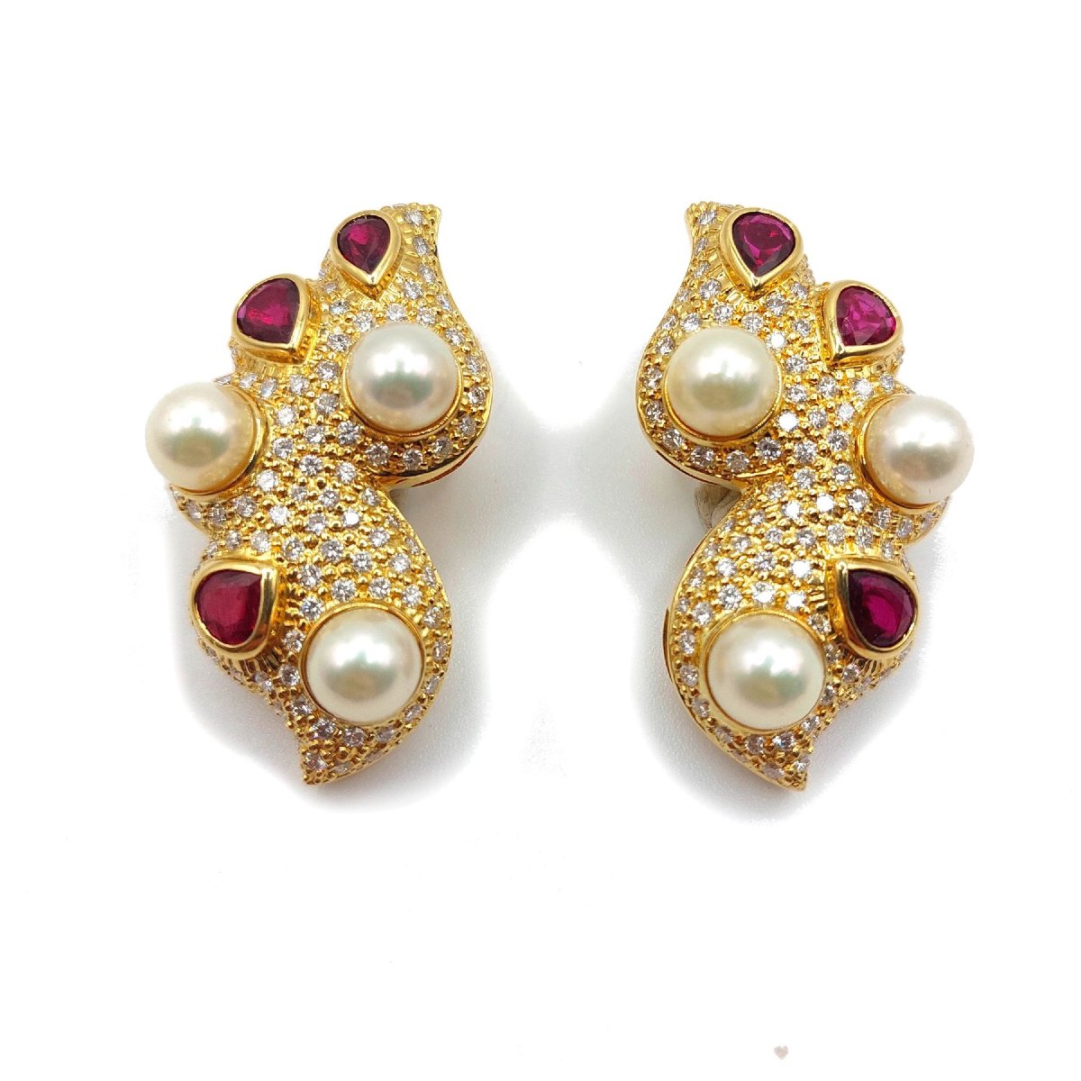 Vasari "clouds" Earrings, 1980s 