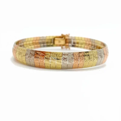 Premiere-Image-1744376