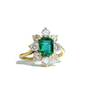 Zambian Emerald And Diamond Daisy Ring - Gemparis Certified