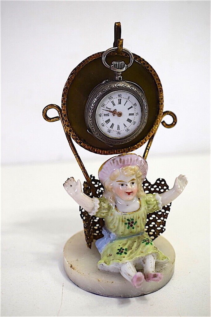 Porte Montre Porcelaine Laiton  Figurine Fillette  montre argent XIX Ref464 -photo-6