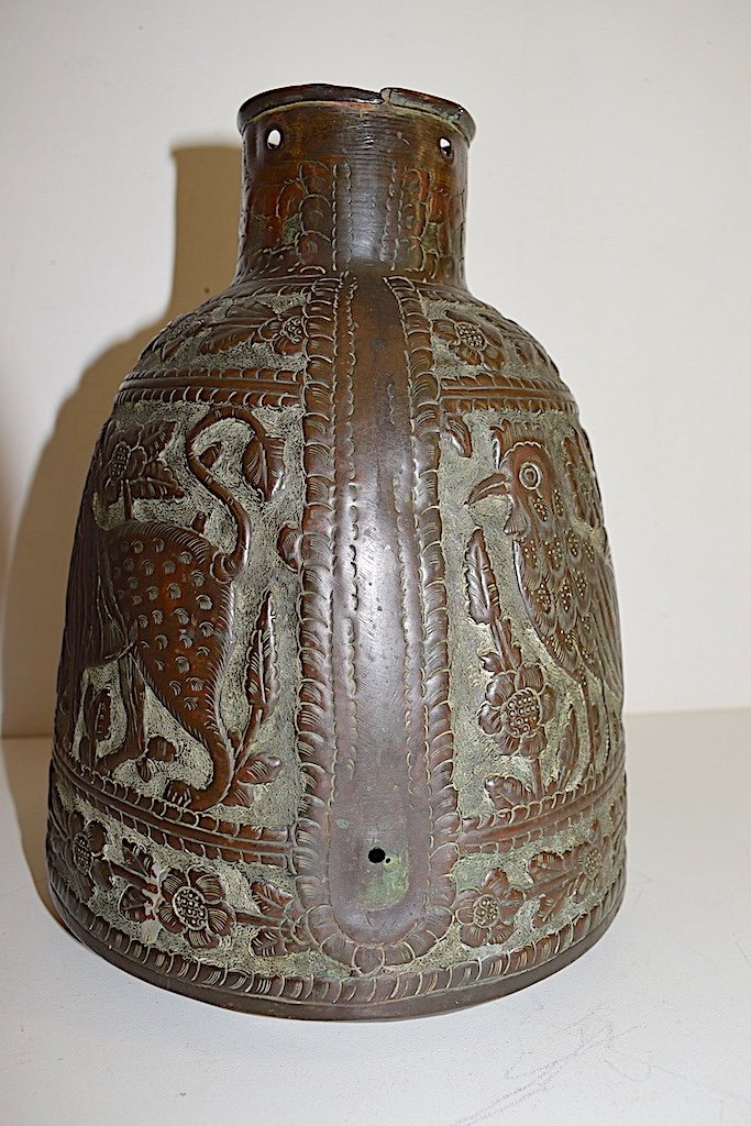 Antique Pitcher Or Kawa Jug In Repoussé Copper With Animal Decor Persia Iran Ref481-photo-3