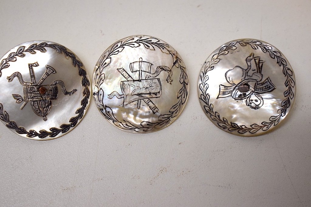 Lot Of 7 Old Nacre Button Engraved XVIII Th France 36 Mm Ref507-photo-4