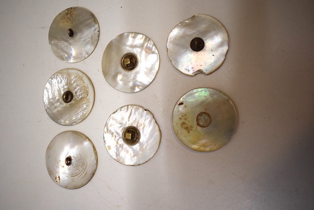 Lot Of 7 Old Nacre Button Engraved XVIII Th France 36 Mm Ref507-photo-3