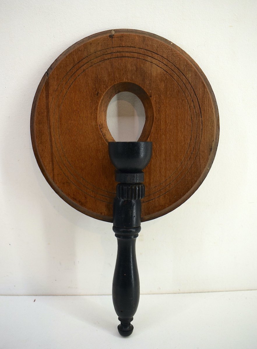 Curiosity Popular Art Wooden Ovoscope, Instrument To Mirer Eggs XIX Ref517