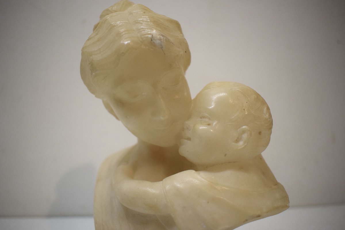 Sculpture En Albâtre Femme Et Enfant Buste Romantique Autour De 1900 Ref612