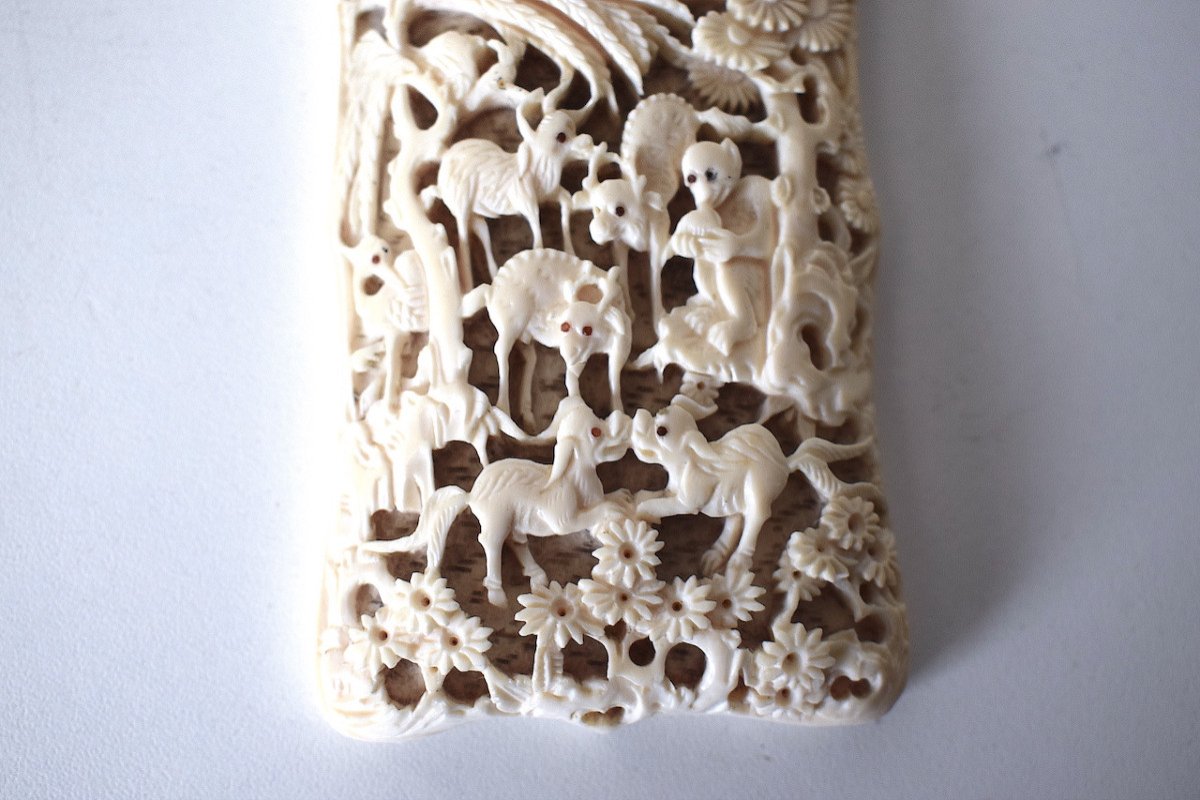 étui Porte Cartes Chine Canton Ivoire Sculpté Animalier Chinois Vers 1880  XIX ème Ref629 -photo-4