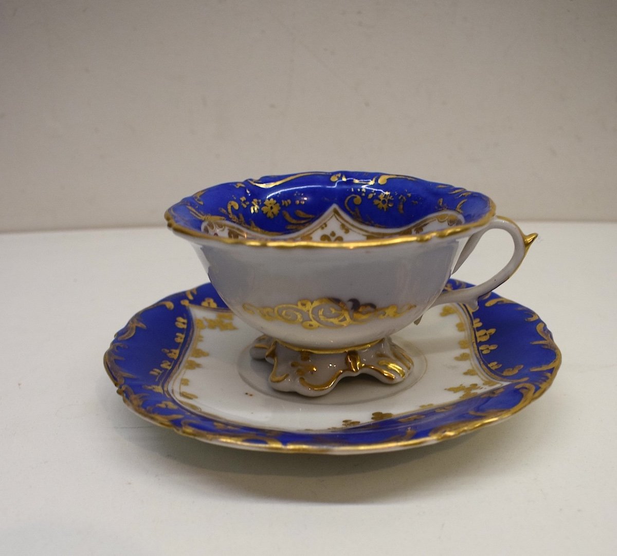 Tasse Sous Tasse En Porcelaine De Paris Style Rocaille à Décor  Floral  Bleu Et Or Ref703-photo-4