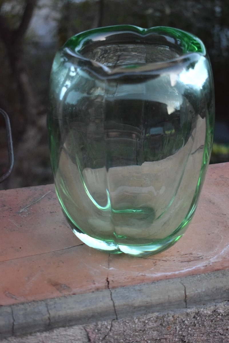 Vase DAUM NANCY FRANCE en  Cristal  Couleur Vert  Translucide  années 1950  1960  Ref730-photo-2