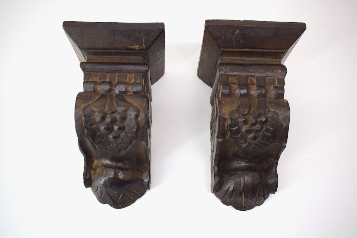 Paire De Corbeau En Bois Sculpté Décor Grappe De Raisin Ref1011 