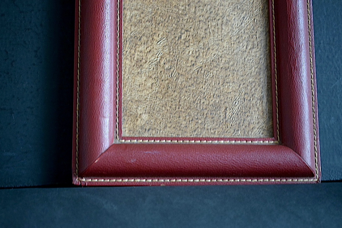 CADRE PHOTO cuir 1950 couleur bordeaux pour photos standard 13 x 18 cm photo frame Ref C1228-photo-3