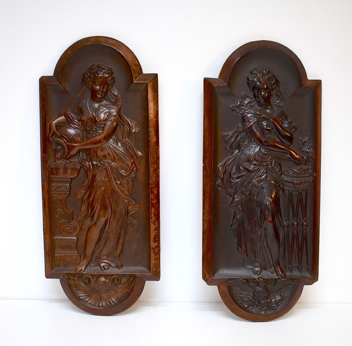 Two Nymphs In Hardened Wood After The Fountain Of The Innocents In Paris Ref1150-photo-5