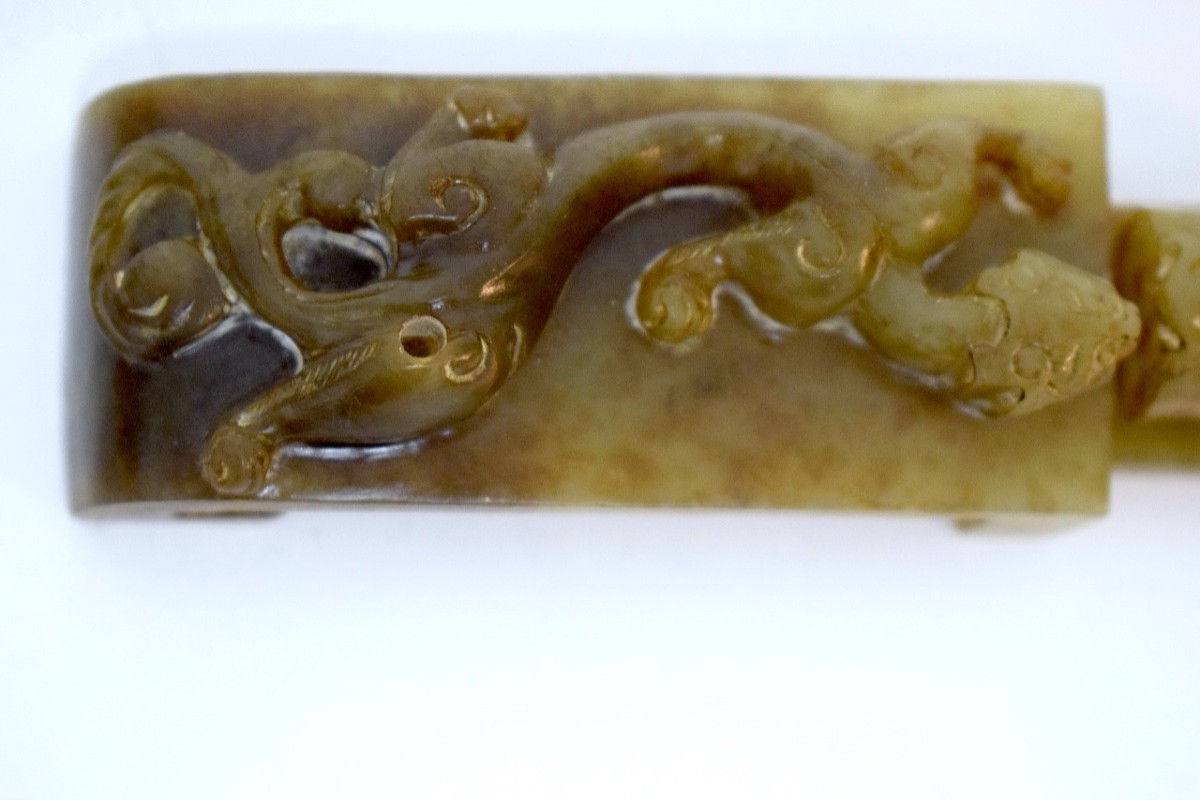 Jade Fibula With A Dragon's Head, A Carved Chilong, China Asia  Ref1155-photo-4