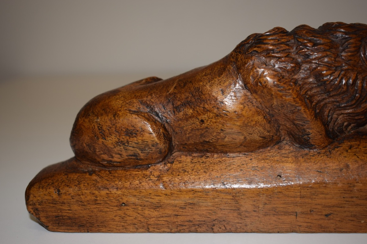 LION EN BOIS SCULPTE ART POPULAIRE SUISSE XIX EME REF1123-photo-3