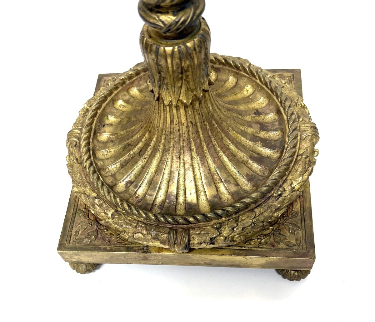 Paire de cand&eacute;labres chandelier  Bronze Dor&eacute; 19 &egrave;me si&egrave;cle Style Louis XVI Ref1124-photo-2
