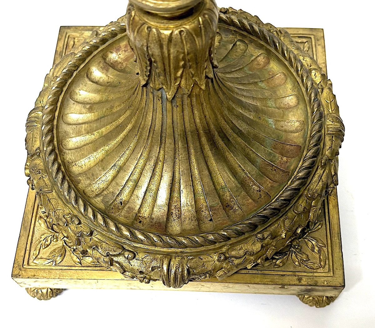 Paire de cand&eacute;labres chandelier  Bronze Dor&eacute; 19 &egrave;me si&egrave;cle Style Louis XVI Ref1124-photo-5