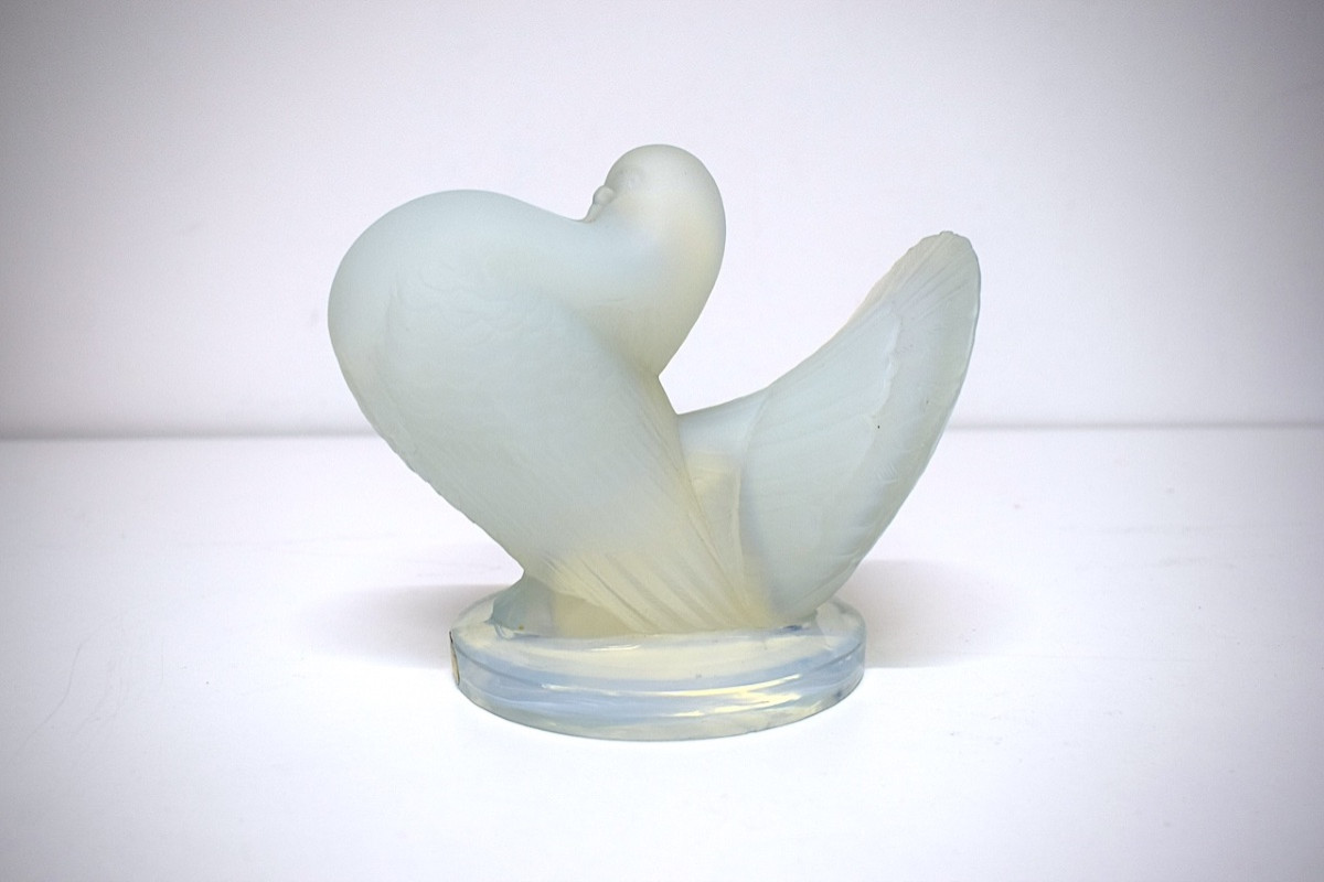 Pigeon Art Deco Verre Moulé Pressé Opalescent sculpture animalière oiseau style Sabino  REF1124-photo-5