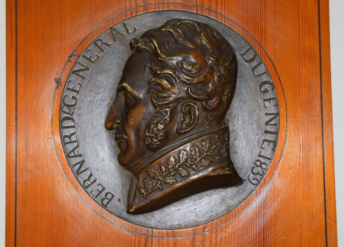 Médaillon empire plâtre portrait profil du General du Génie Henri Gatien Bertrand ref1125-photo-2
