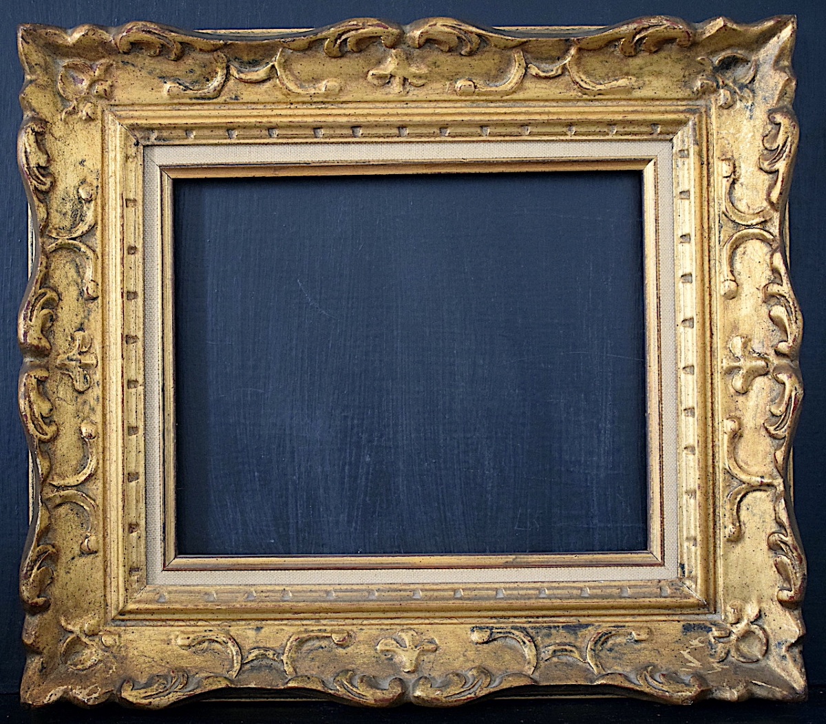 CADRE Montparnasse doré  Feuillure 27 x 22 cm format pour tableau 3F FRAME Ref C1275