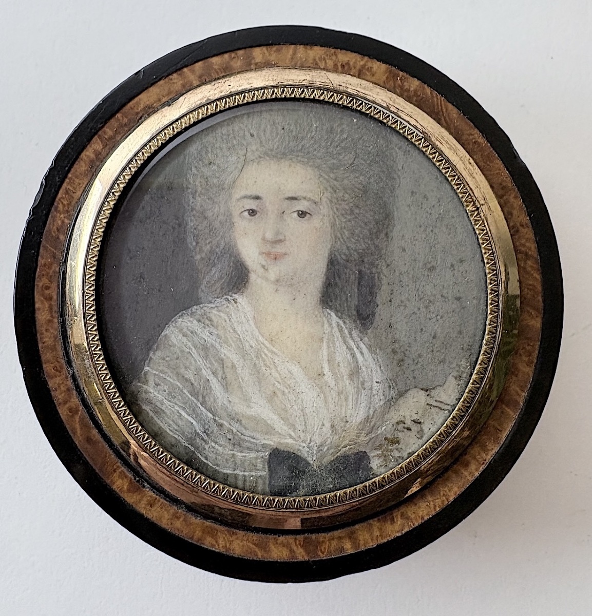Boite et portrait Miniature de Femme du 18 ème siècle France ref1134 