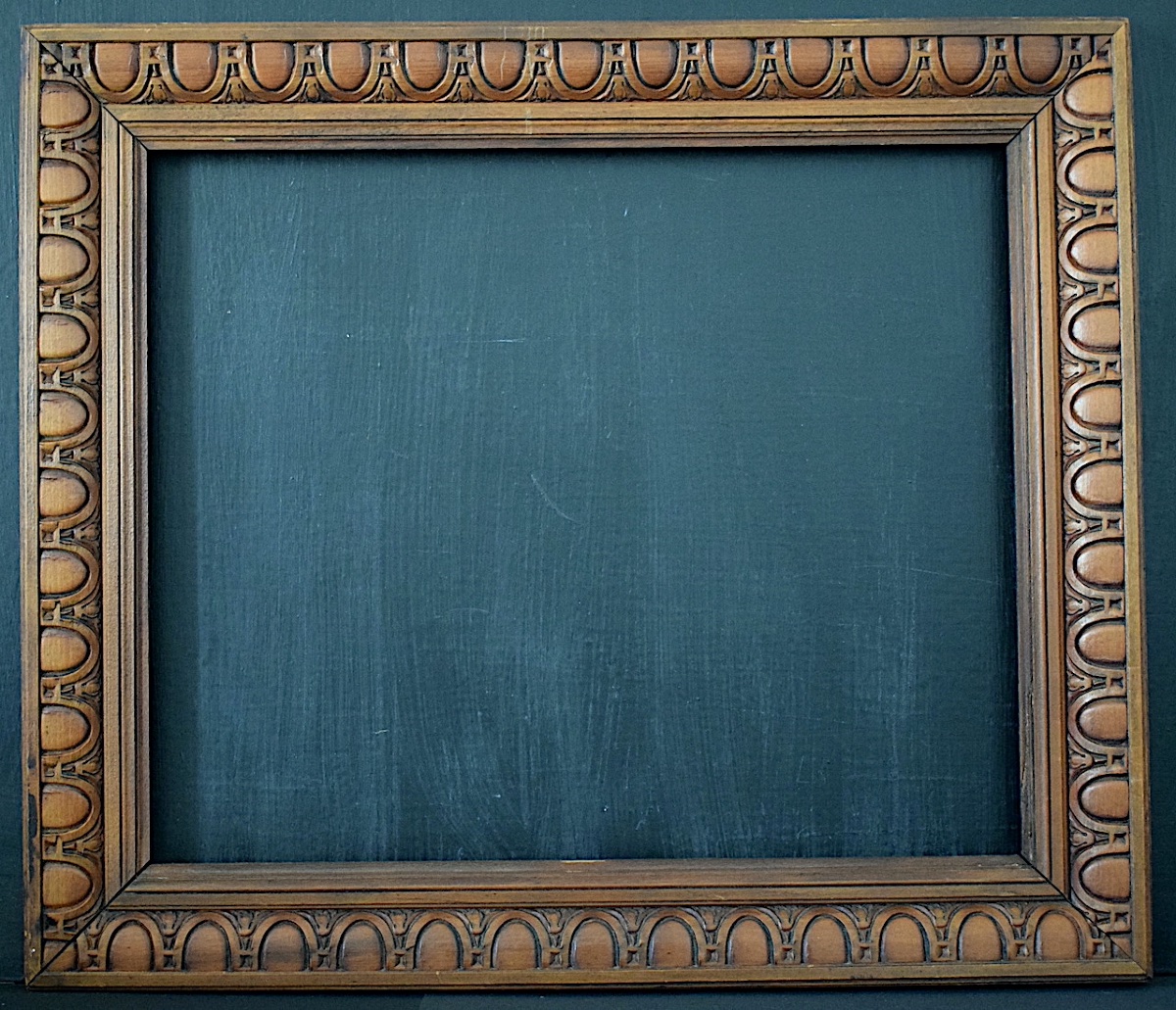 CADRE  Feuillure 40 x 33,5 cm format proche de 6F  FRAME Ref C1276