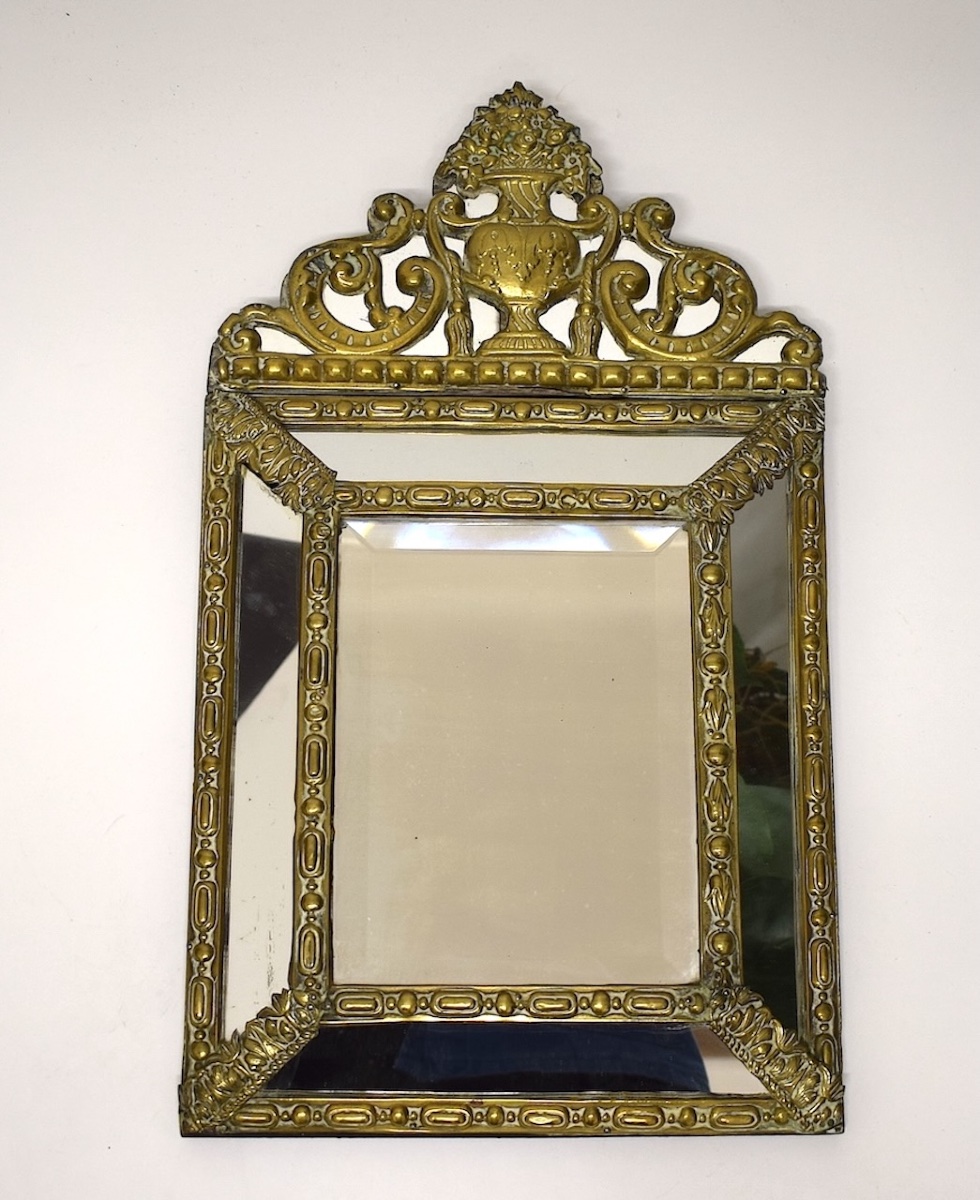 Miroir d' alcove à Parclose en laiton repoussé époque et style Napoleon III Ref1139-photo-7