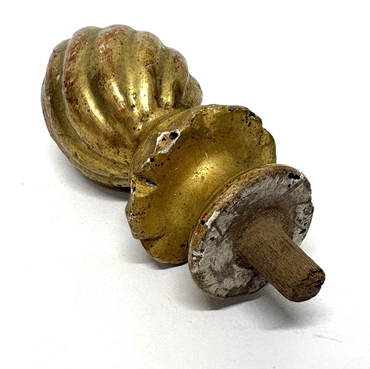 Élément de décoration pair  Embouts ou pompons en Bois Doré et sculpté  Ref1147-photo-6
