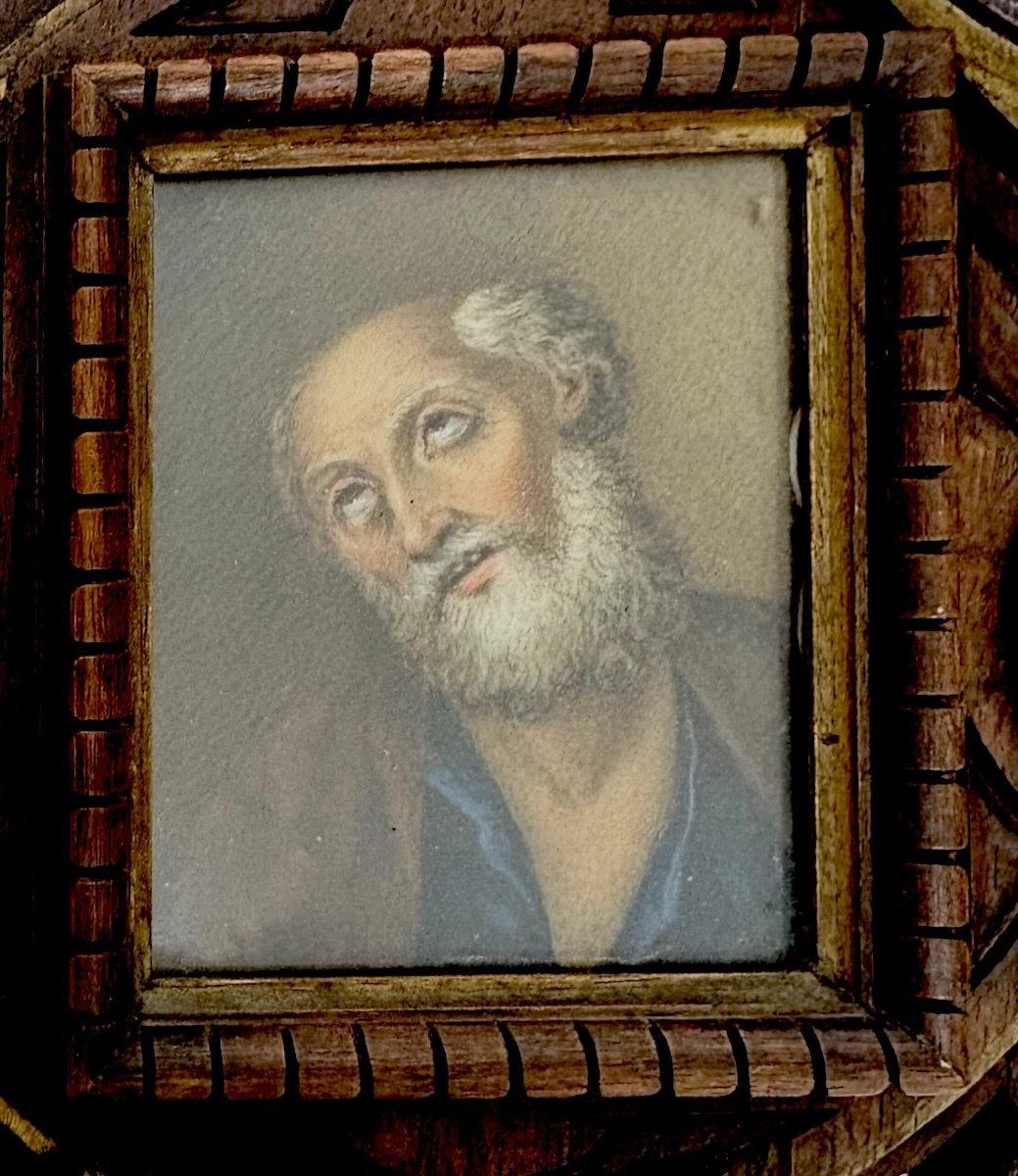 Five Miniatures  Neo-gothic Carved Wood Frame Ref1155-photo-5