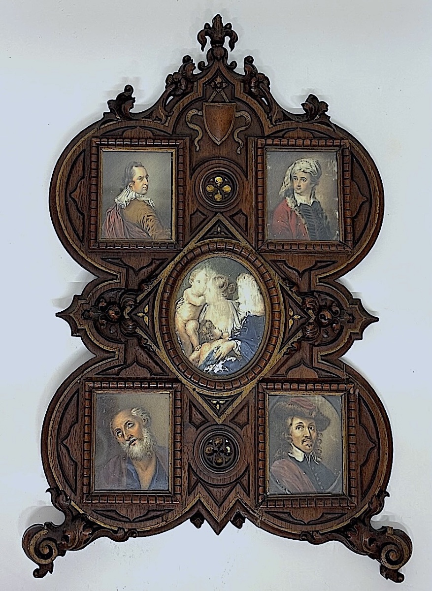 Five Miniatures  Neo-gothic Carved Wood Frame Ref1155