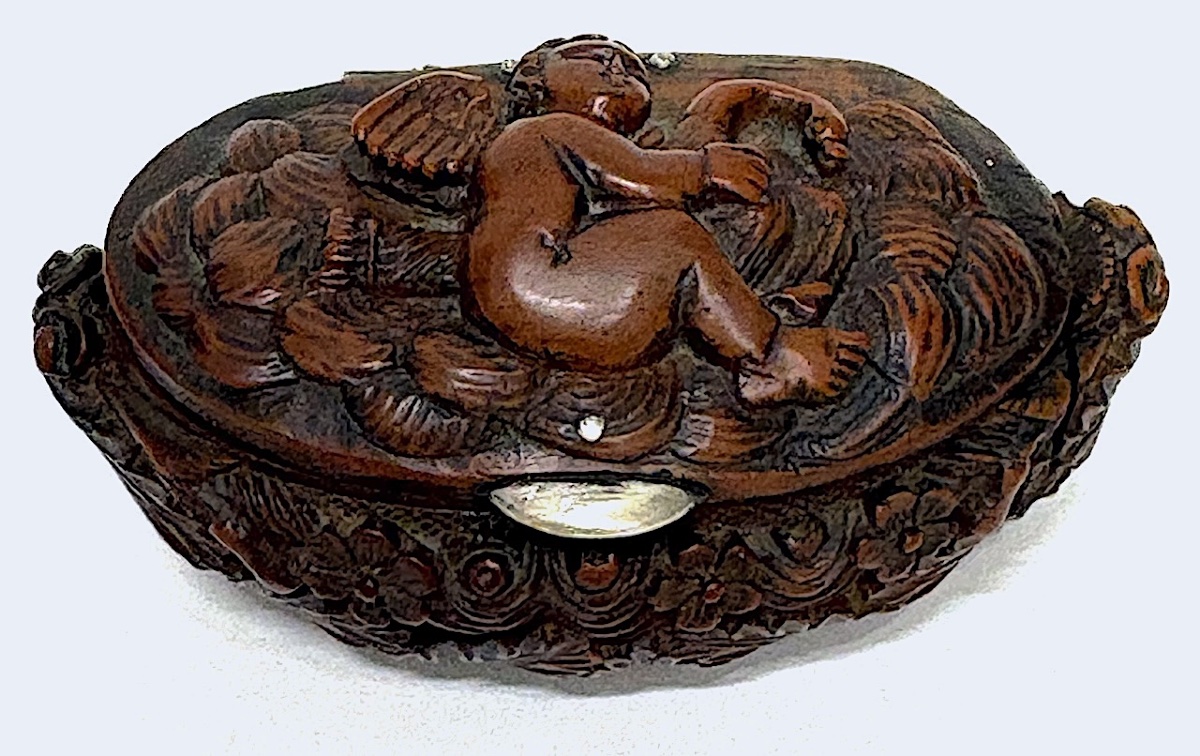 Snuffbox, Carved From Corozo Wood, Featuring Cupid And The Swan, Flanders, Ref. 1157-photo-2
