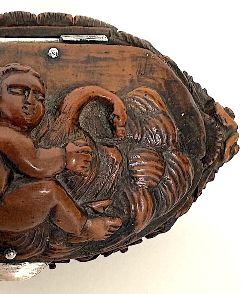 Snuffbox, Carved From Corozo Wood, Featuring Cupid And The Swan, Flanders, Ref. 1157-photo-3