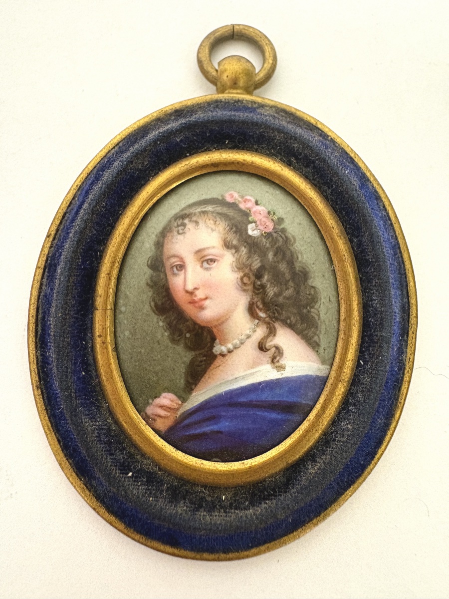 Portrait de Femme Miniature Email sur cuivre Style de Petitot ref1166