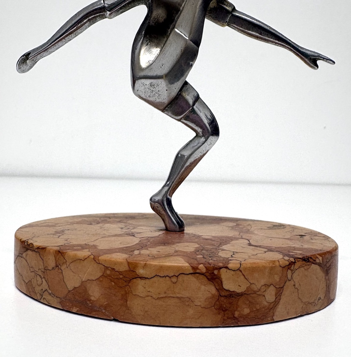 1950 Soccer Statue  Marble, Chrome-plated Metal, And Bronze Ref1169-photo-4