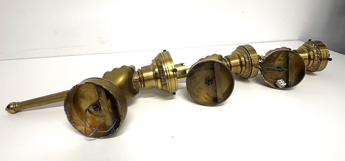 Maison Petitot Three Wall Sconces  Gilded Bronze  Hands Torch-style Light Fixture Ref1180-photo-2