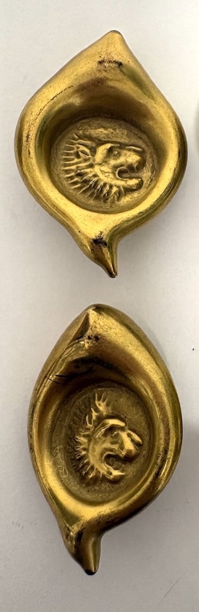 Fritz Lampl Eight Buttons Gold-tinted Glass Bimini United Kingdom Textile Circa 1930–1940 Ref1182-photo-3