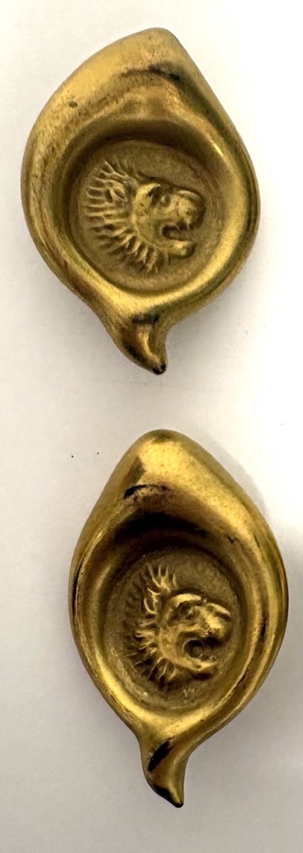 Fritz Lampl Eight Buttons Gold-tinted Glass Bimini United Kingdom Textile Circa 1930–1940 Ref1182-photo-1