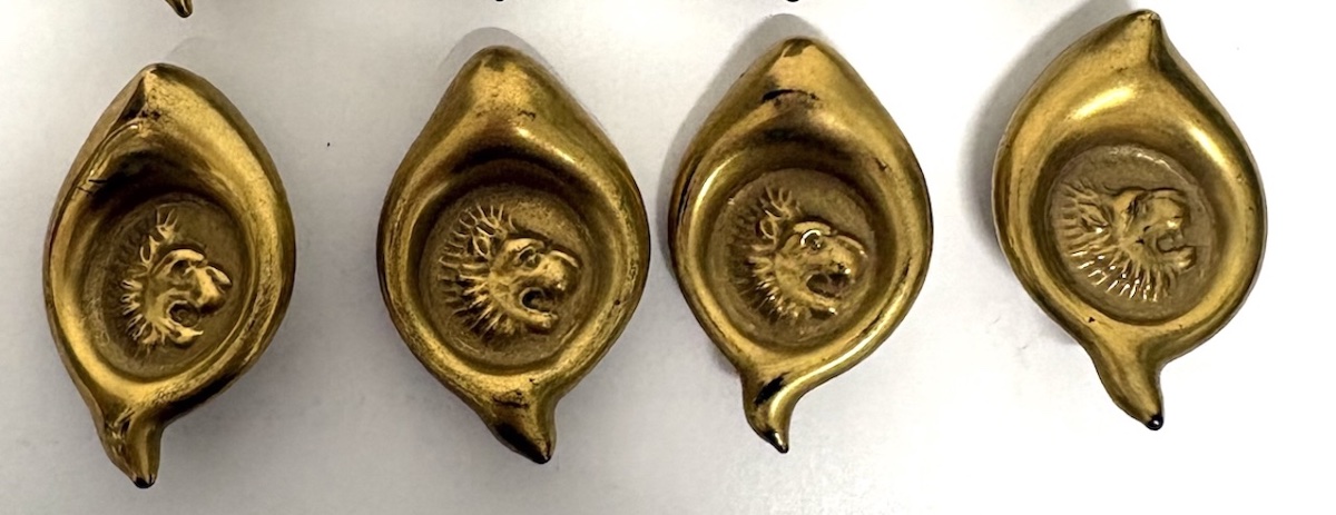 Fritz Lampl Eight Buttons Gold-tinted Glass Bimini United Kingdom Textile Circa 1930–1940 Ref1182-photo-4