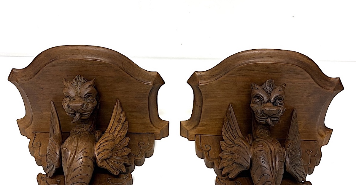 Pair Of Neo-gothic Carved Wood Wall Shelf Consoles With Dragon Motifs, Ref. 1195 -photo-6