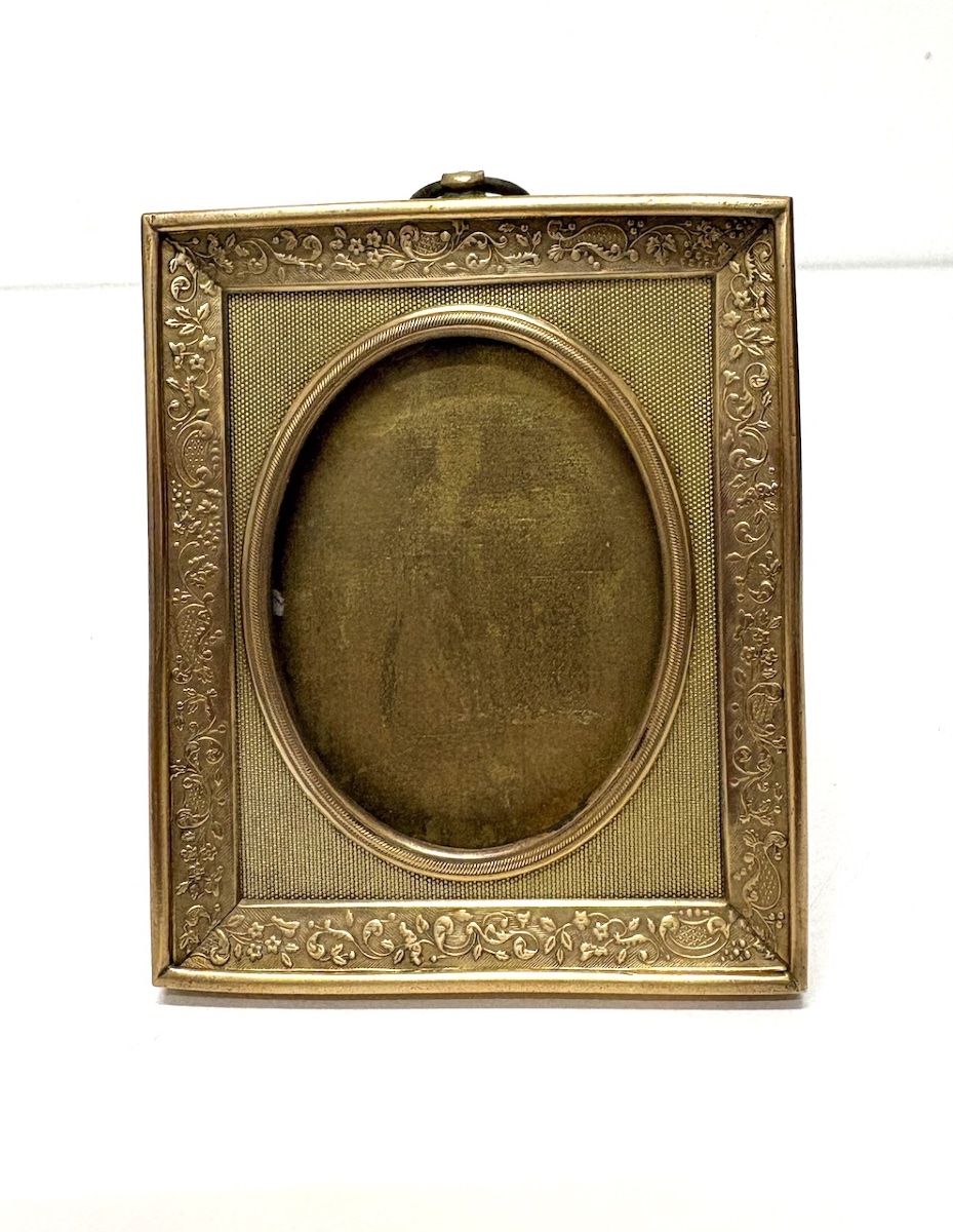 Cadre à miniature ou à photo en Bronze Doré milieu du XIX ème Ref1196