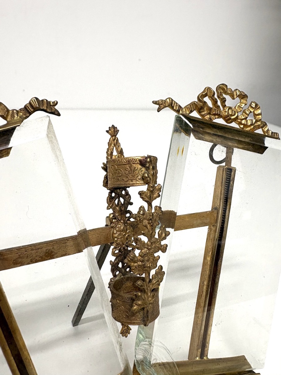 Double-panel Photo Frame And Single-flower Vase In Gilded Bronze, Circa 1880–1900, Ref. 1197-photo-5