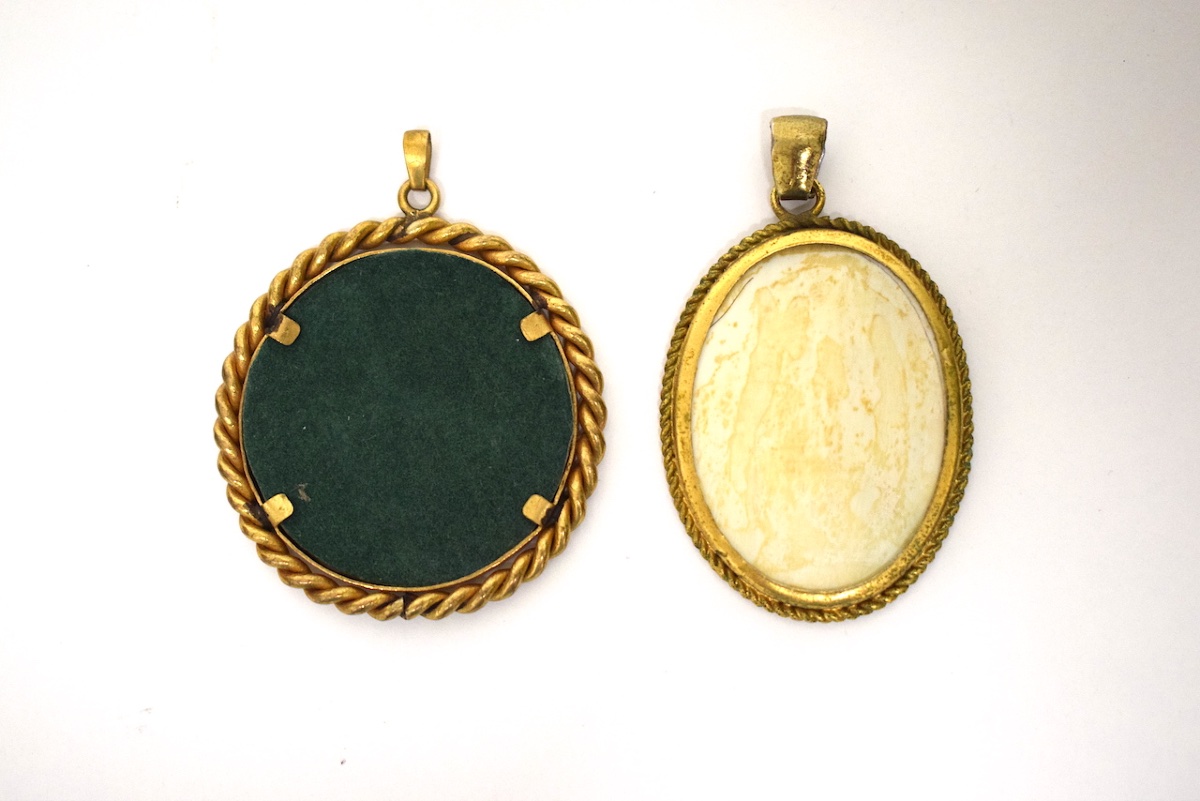 Deux Pendentif  Miniatures  peinte  portrait de femme  Cadres Bronzes XVIII &egrave;me Ref1208-photo-5