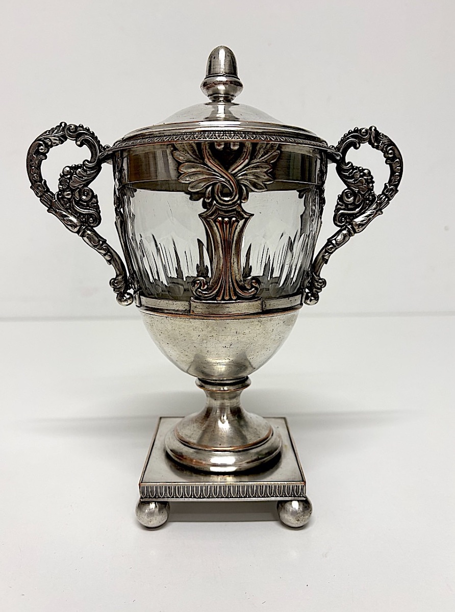 Confiturier ou sucrier époque Restauration Métal Argenté et cristal  Arts de la Table Ref1211