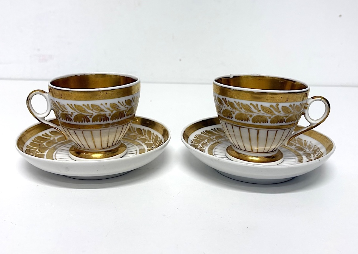 Pair Of Empire Or Restoration-period Porcelain Cups And Saucers, Circa 1820–1830, Ref. 1225