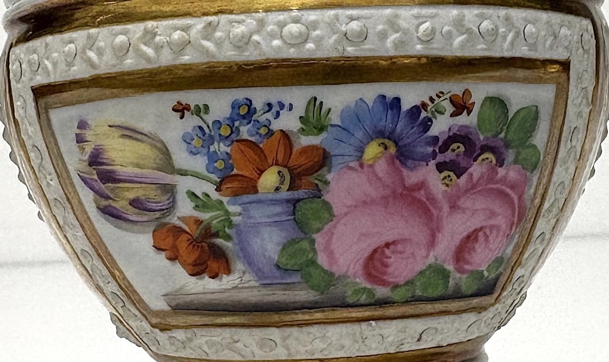 Tasse à Chocolat Porcelaine de Paris décor de fleurs  XIX ème Ref1226-photo-3
