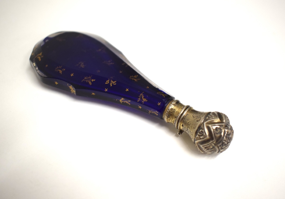 Salt Bottle, Known As “vinaigrette,” Blue Crystal And Solid Silver With Fine Gold Decoration, Medical Use, Ref. 1191-photo-1